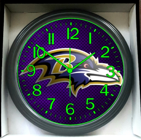 Baltimore Ravens NFL Football Glow In The Dark Wall Clock New! - Picture 1 of 2